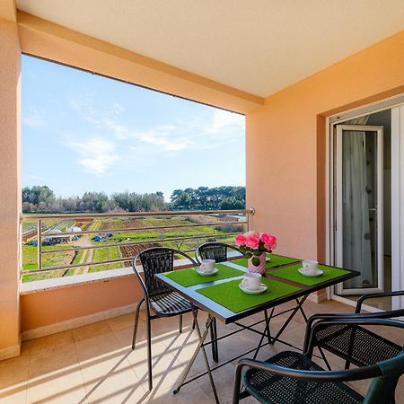 Stancija Amorozo 5 - Apartment N. 7 Πόρετς Εξωτερικό φωτογραφία