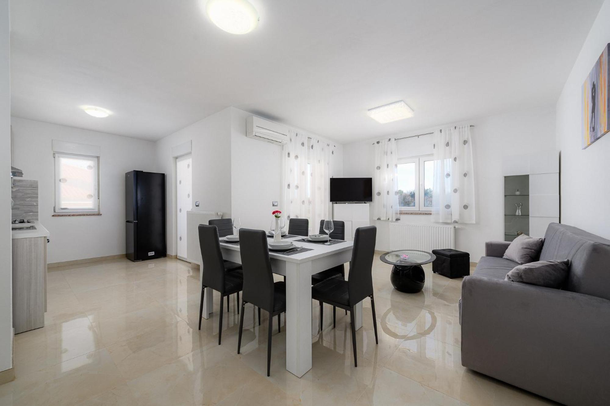 Stancija Amorozo 5 - Apartment N. 7 Πόρετς Εξωτερικό φωτογραφία