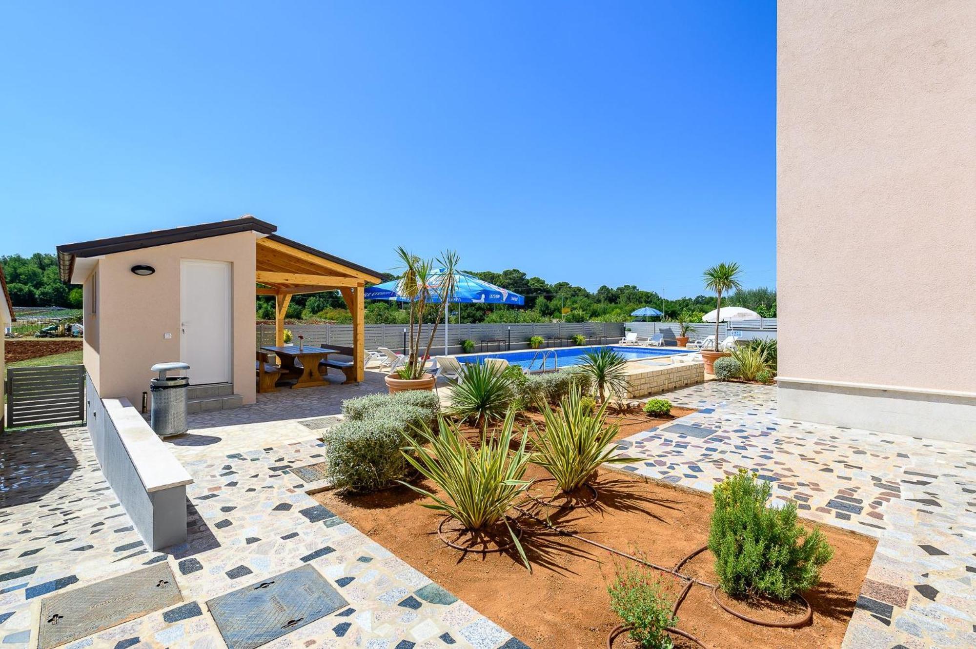 Stancija Amorozo 5 - Apartment N. 7 Πόρετς Εξωτερικό φωτογραφία
